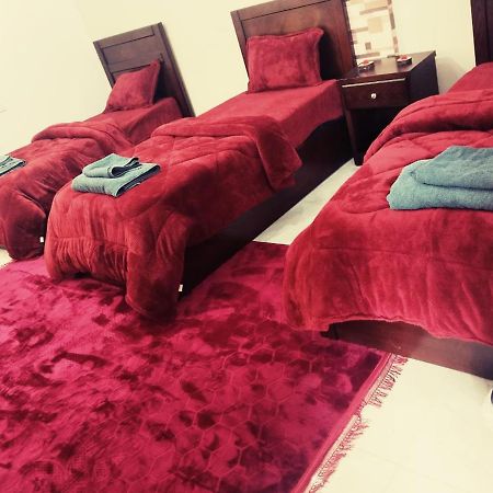 Wonderful Friends House Hotel Wadi Musa Exterior photo