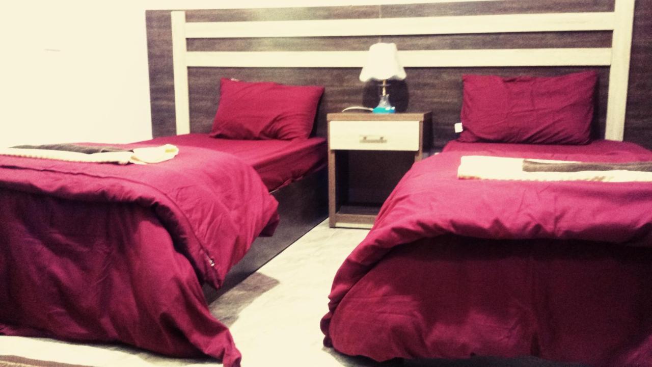 Wonderful Friends House Hotel Wadi Musa Exterior photo