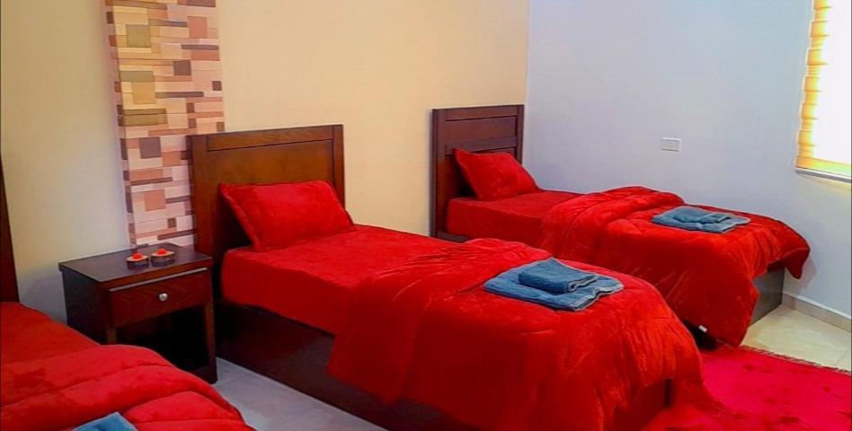 Wonderful Friends House Hotel Wadi Musa Exterior photo