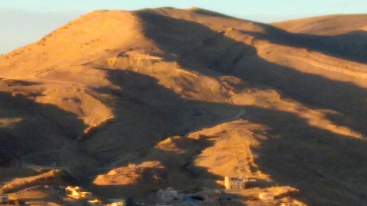 Wonderful Friends House Hotel Wadi Musa Exterior photo